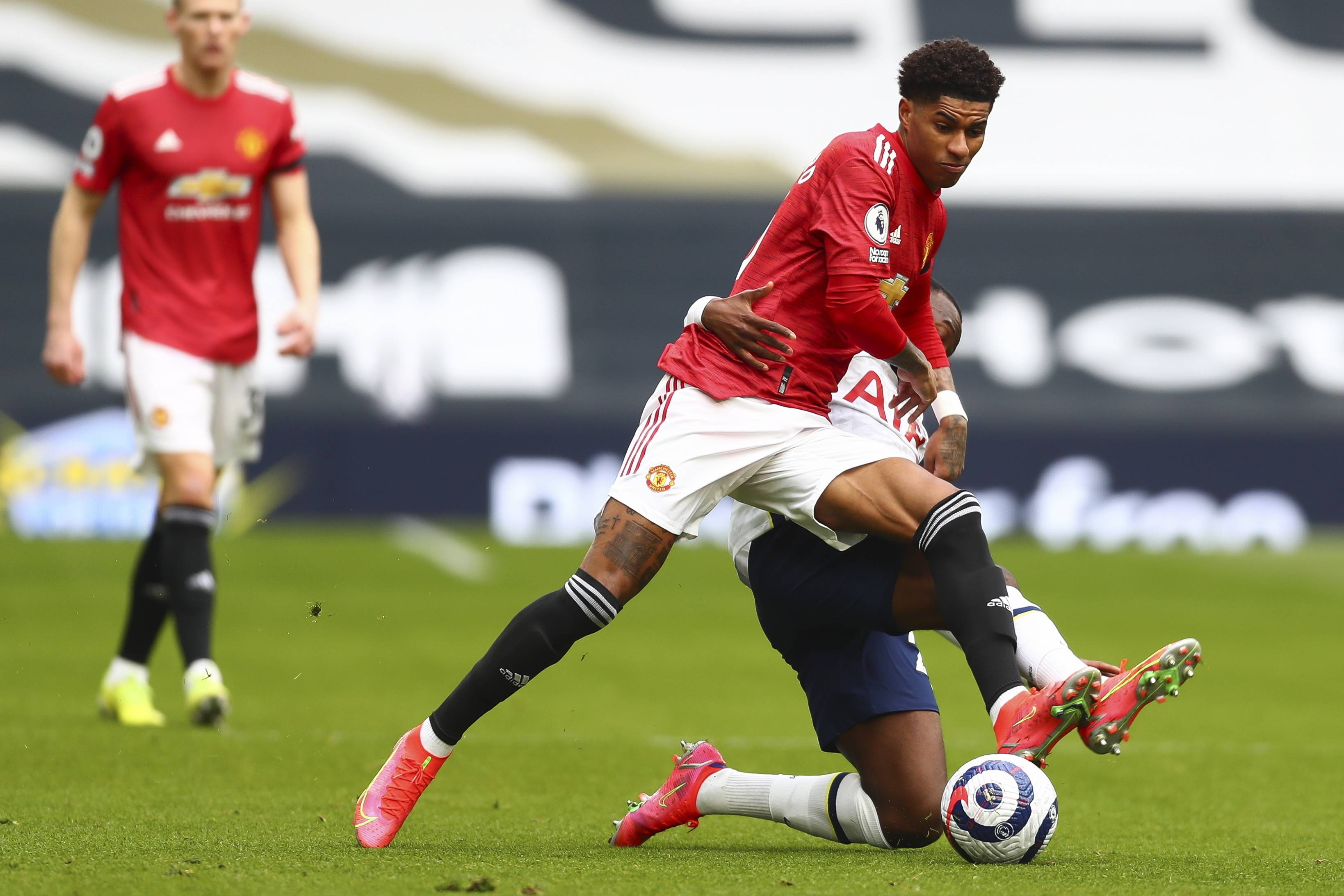 留下了许多 留下了许多