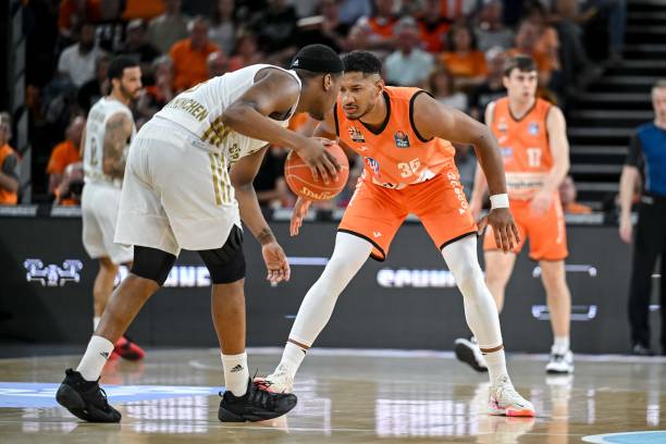 他在下半场 他在下半场